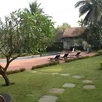 Services Villas 8 And 9